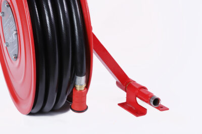 Robinet d'incendie armé